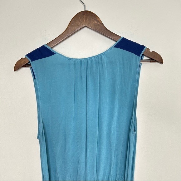 Anthropologie lil Silk Blouse Sleeveless Tie Belt Two Toned Blue Size 8 - Picture 4 of 10